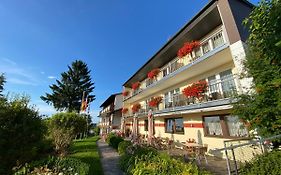 Marias Pension