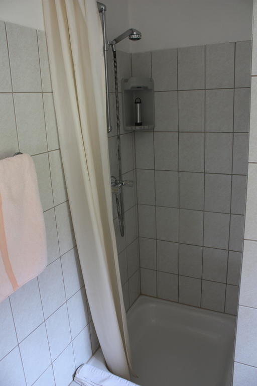 Marias Pension Falkenstein  Zimmer foto