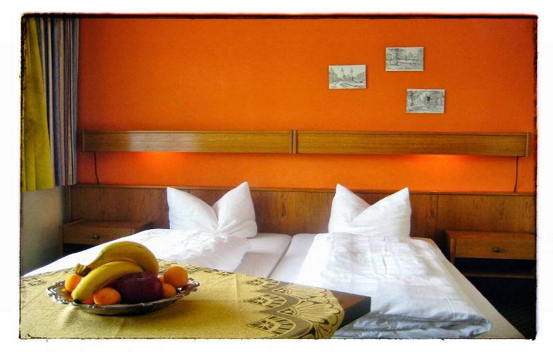 Marias Pension Falkenstein  Zimmer foto